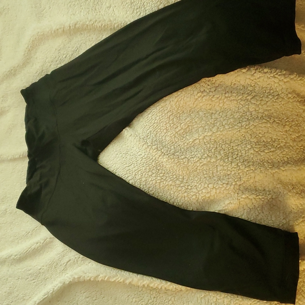 Black leggings
